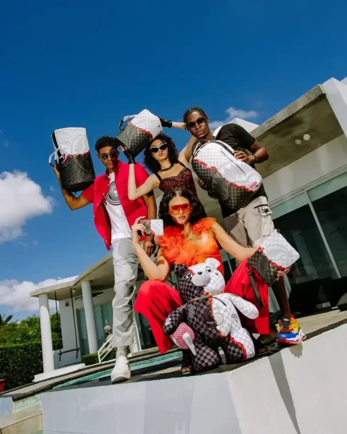 POCHETTE CROSSOVER RING OF FIRE CON TRACOLLA