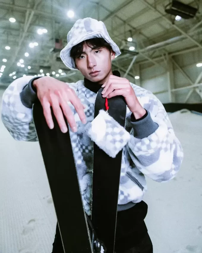 PORTAFOGLIO ALPI SVIZZERE IN PELUCHE 3AM