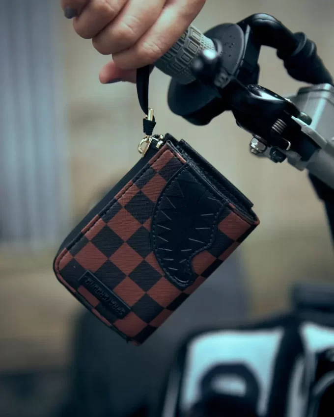 PORTAFOGLIO HENNY LOCK SHARKS IN PARIS