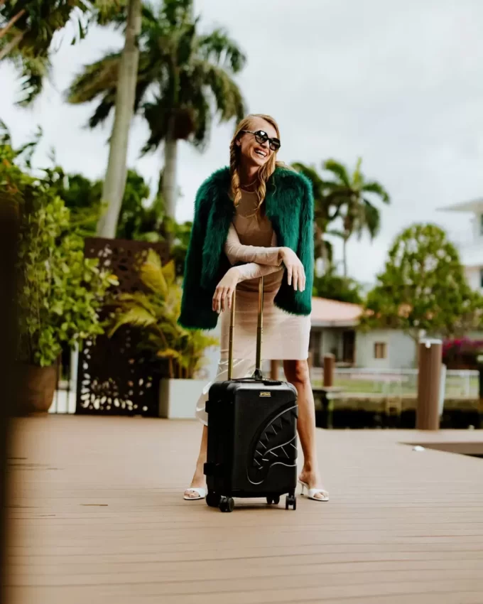 REALITY CHECK SHARKITECTURE BAGAGLIO A MANO JETBLACK (HARDWARE ORO) REALITY CHECK SHARKITECTURE BAGAGLIO A MANO JETBLACK (HARDWARE ORO)