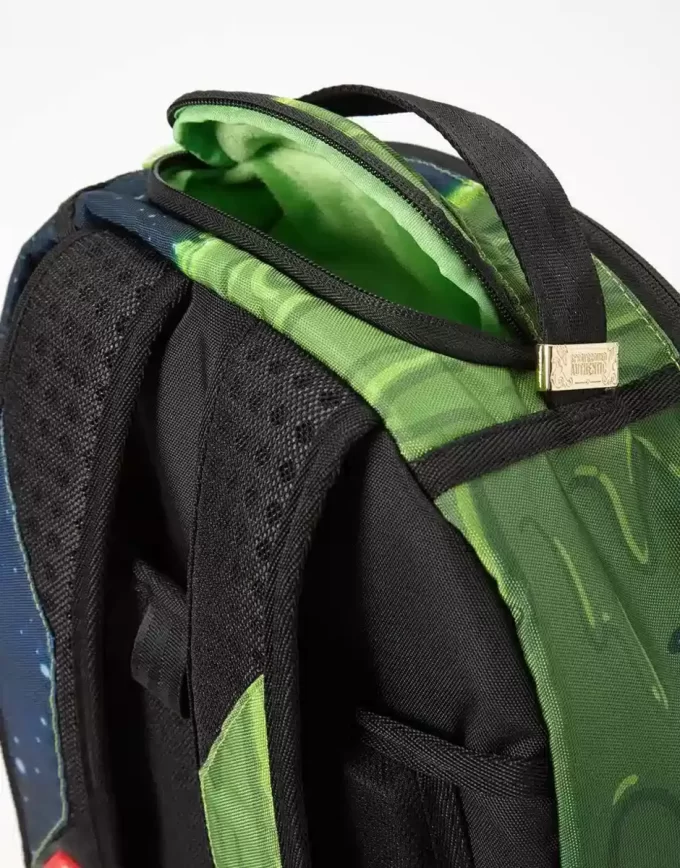 RICK & MORTY RICK TOSSICO