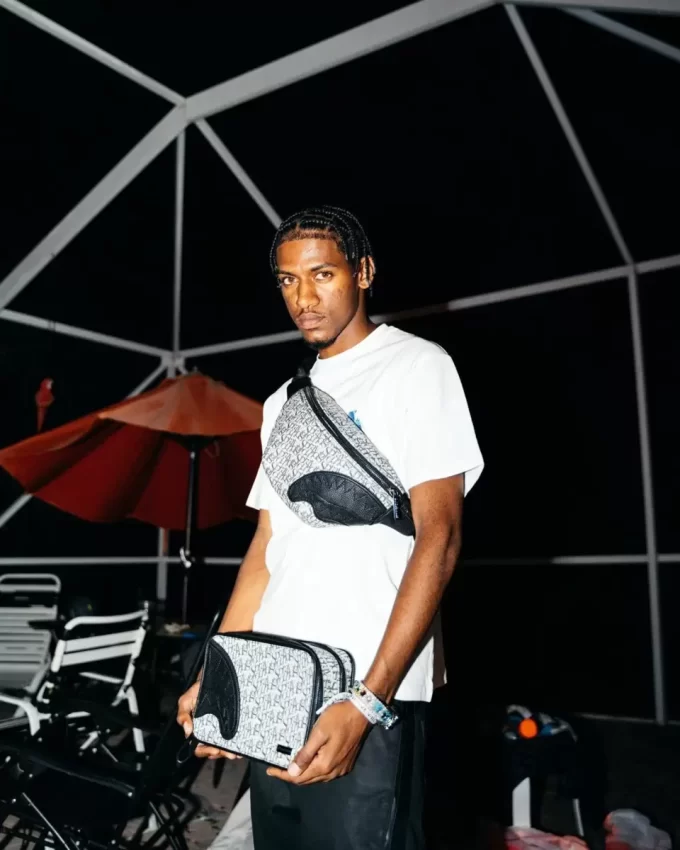 SG ALL DAY SAVVY CROSSBODY