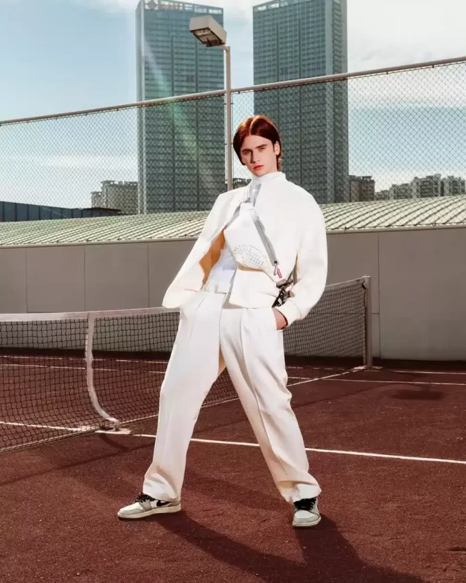 SHARK CENTRAL DYNAMIC SAVVY CROSSBODY