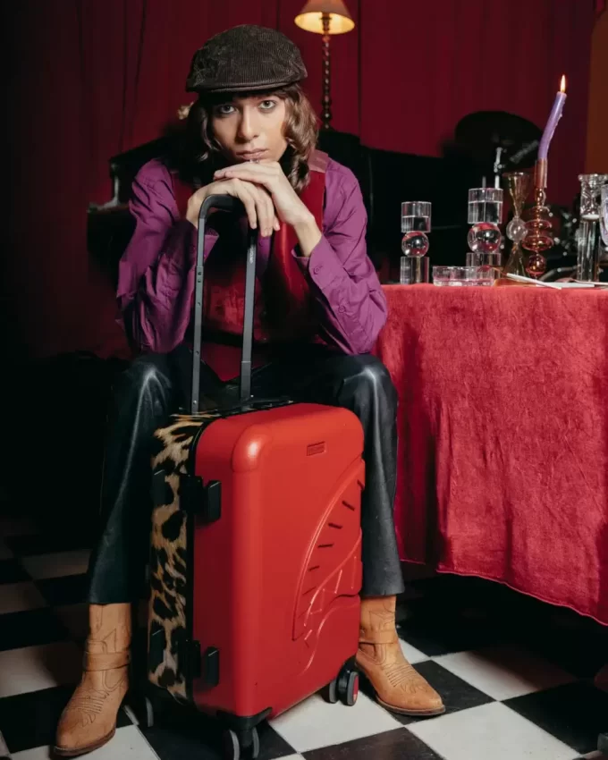 SHARK MILES ALL’ORA BAGAGLIO A MANO SHARKITECTURE