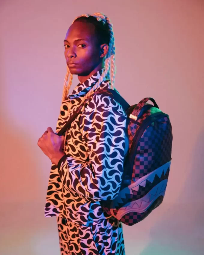 SHARKS IN PARIS HENNY NEVER TOO MANY ZAINO (DLXV)