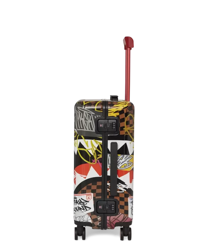 SHARKS IN PARIS IL BAGAGLIO A MANO RIZZ SHARKNAUTICS