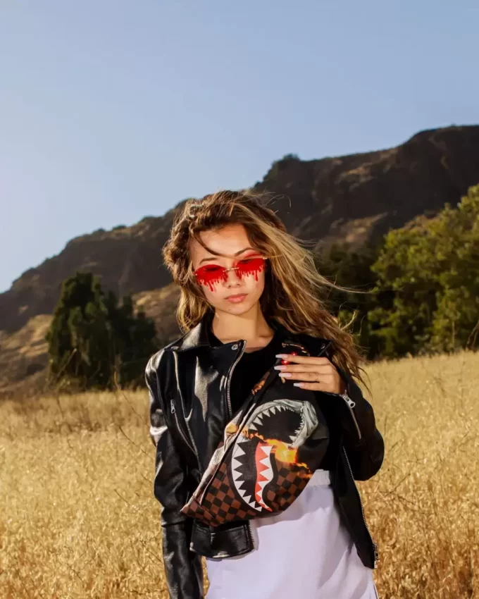 SHARKS IN PARIS INARRESTABILE BORSA A TRACOLLA SAVVY