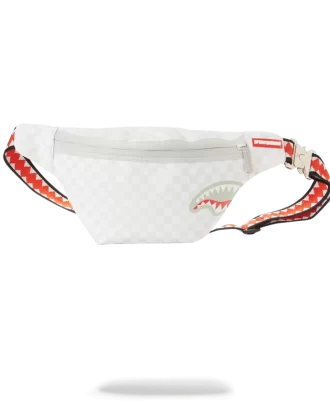 SIGNIFICATIVA E PULITA: SAVVY CROSSBODY