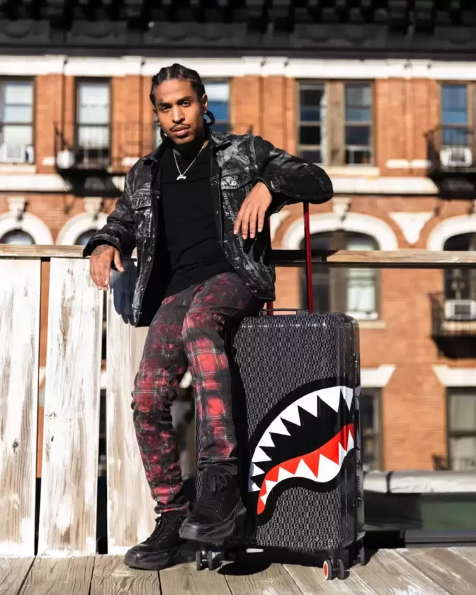 SPRAYGATTI REVV SHARKNAUTICS BAGAGLIO RIGIDO DI GRANDI DIMENSIONI