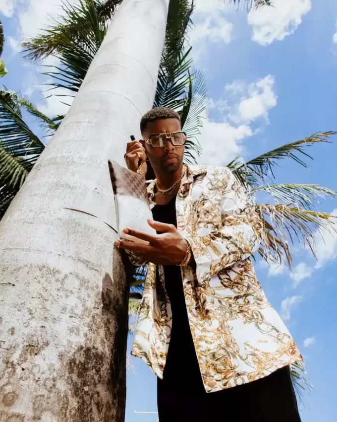 SPRAYSHARKS WORLDWIDE CROSSOVER CLUTCH CON TRACOLLA