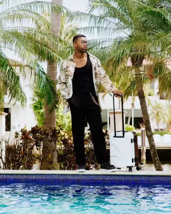 SPRAYSHARKS WORLDWIDE SHARKITECTURE BAGAGLIO A MANO