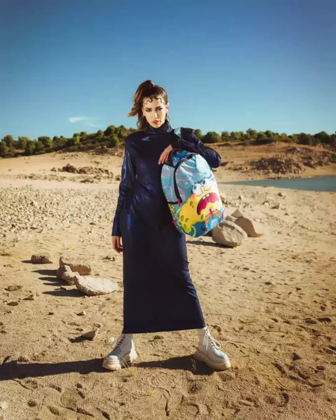 SPUGNA A FORMA DI SQUALO SPONGEBOB (DLXR) SPUGNA A FORMA DI SQUALO SPONGEBOB (DLXR)