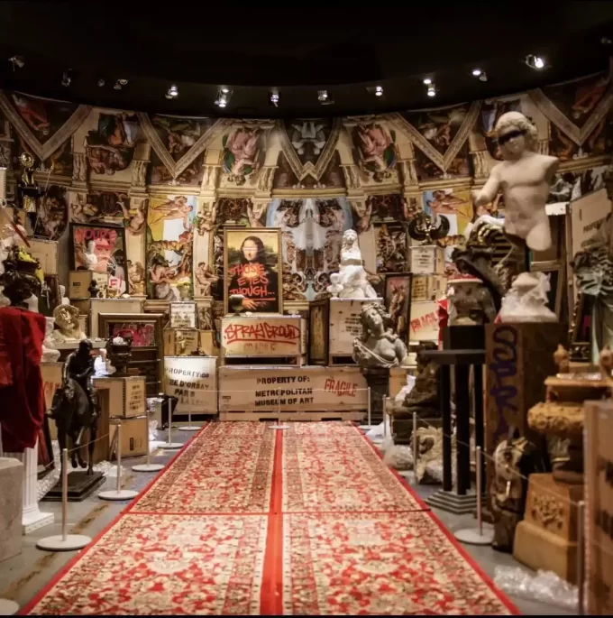 T-shirt a manica lunga con scritta “Villains” in collaborazione con Sandflower