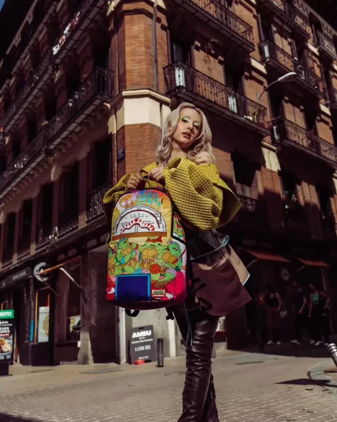 TMNT FUORI COME UNO ZAINO LEGGERO