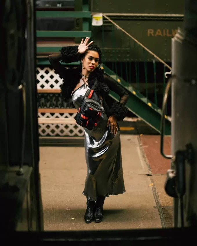 TRASPORTO AEREO DI MERCI CROSSBODY