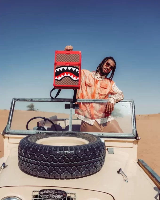 TUTTO O NIENTE SQUALI A PARIGI ZAINO CHATURANGA SHARK 1900