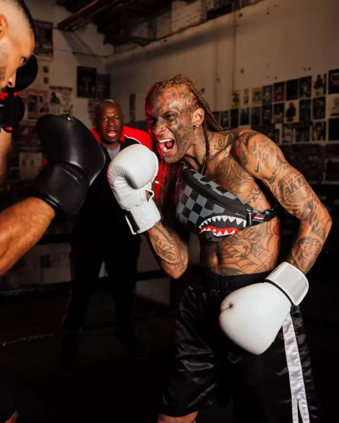 VANQUISH II SAVVY CROSSBODY