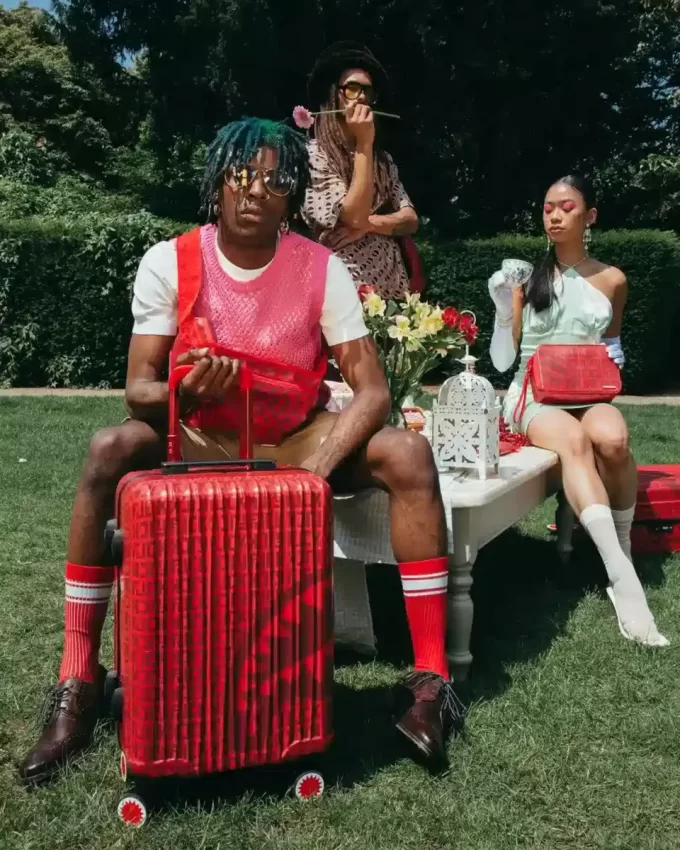 VENI VIDI VICI SHARKNAUTICS BAGAGLIO A MANO RIGIDO VENI VIDI VICI SHARKNAUTICS BAGAGLIO A MANO RIGIDO