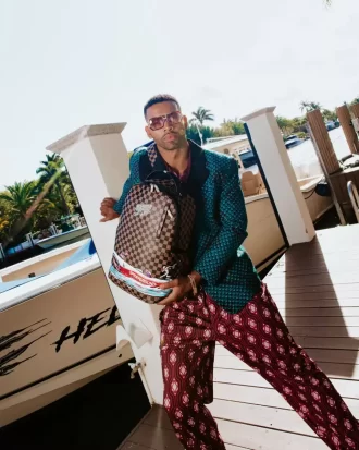 ZAINO 305 SPEEDBOAT GETAWAY