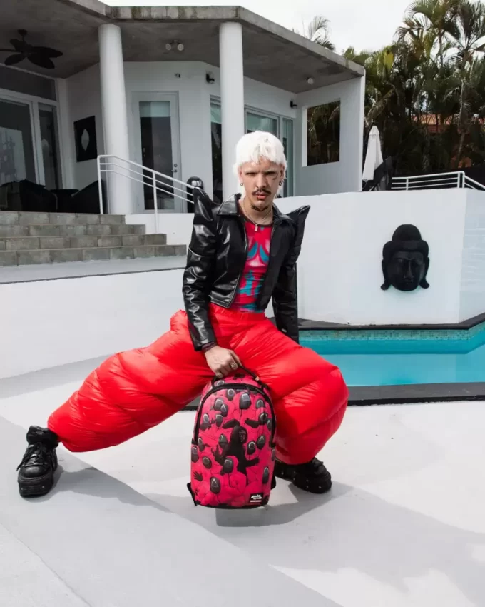 ZAINO CON CREW FRONT MAN DELLA COLLABORAZIONE SQUID GAME