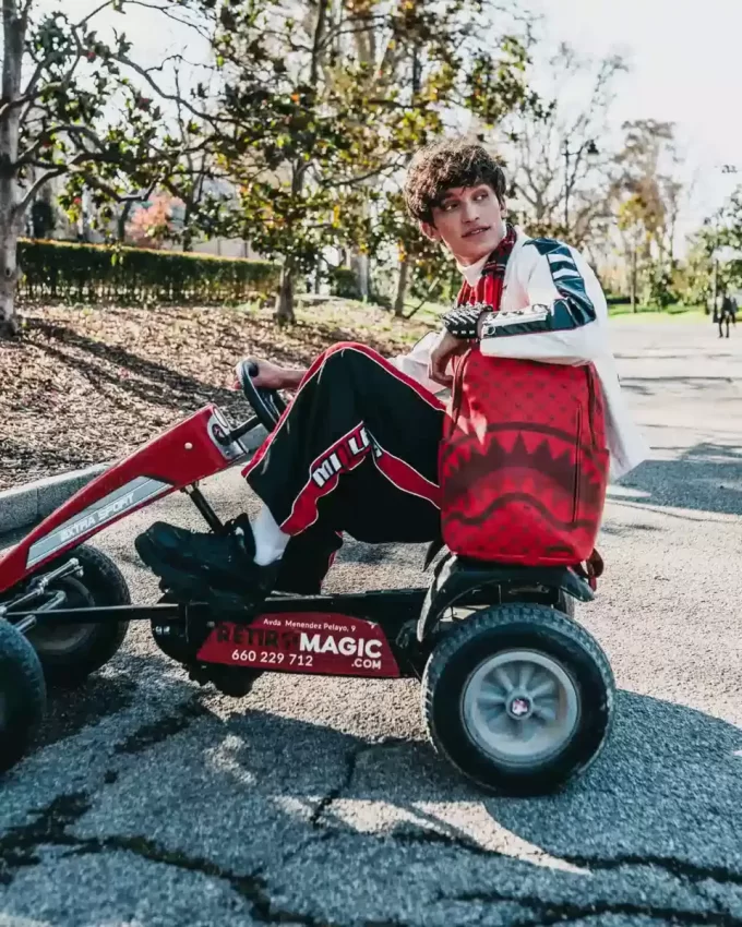 ZAINO CON MATTONI A FORMA DI DENARO (DLXV)