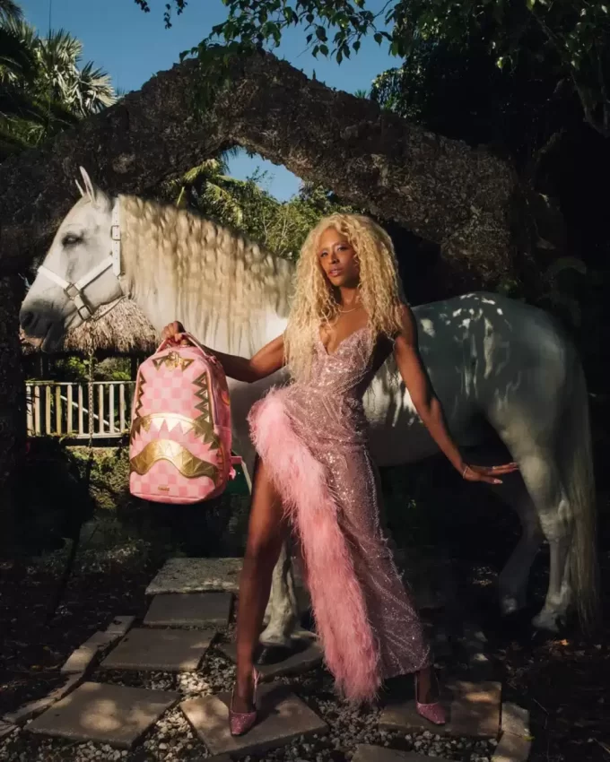 ZAINO CON MESSAGGIO DALL’INTELLIGENCE AFRICANA CON L’IA E IL FUTURO – COLLABORAZIONE SANDFLOWER