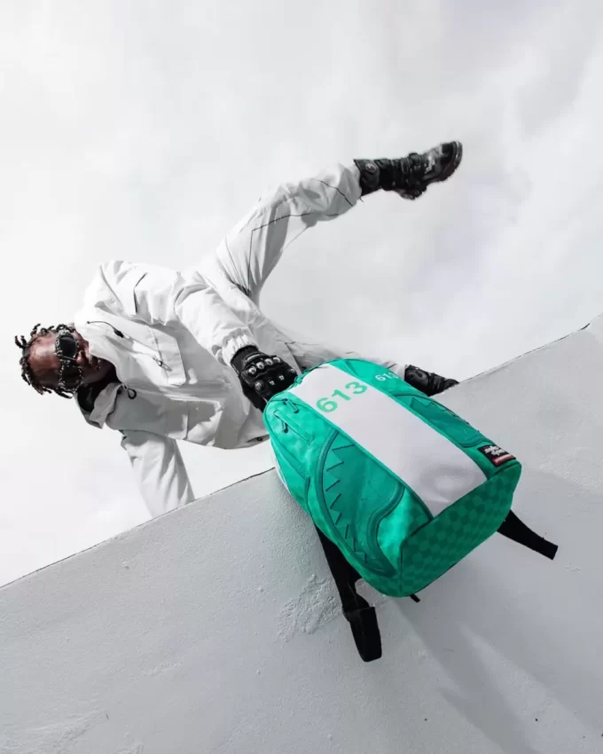 ZAINO CON TUTA COLLAB SQUID GAME