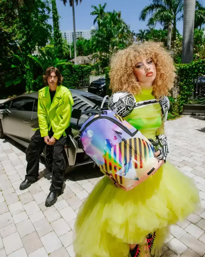 ZAINO CON VISIONI FRATTALI A.I.