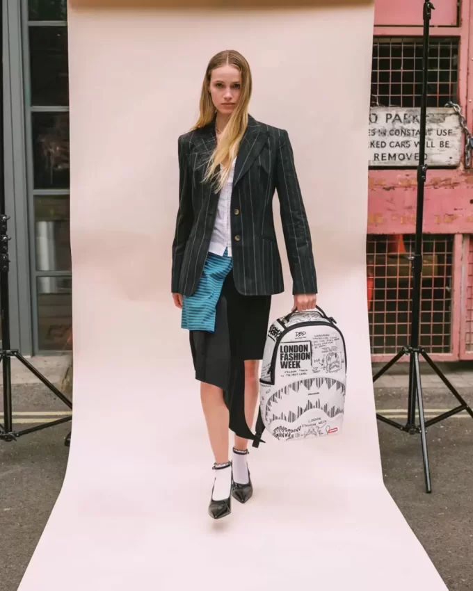 ZAINO DESIGNER DREAMS DELLA SETTIMANA DELLA MODA DI LONDRA