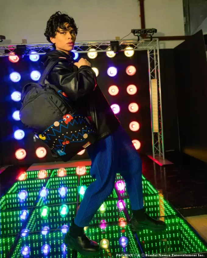 ZAINO DLXSR PAC-MAN GETTIN POINTS