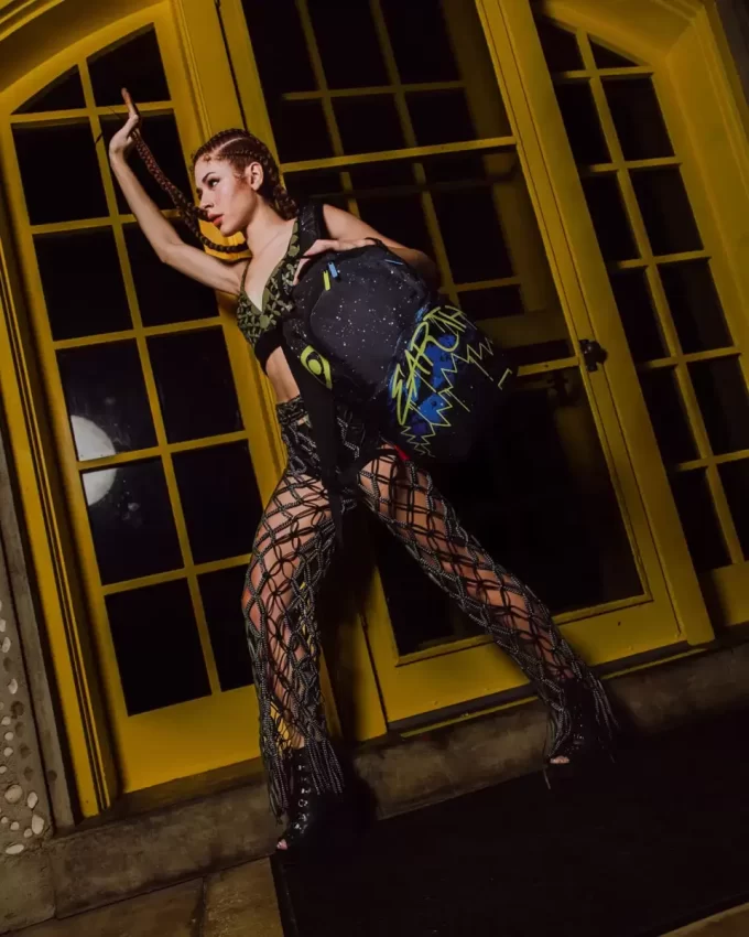 ZAINO GLOW SHARK PER TUTTI I GIORNI DELLA GIORNATA DELLA TERRA