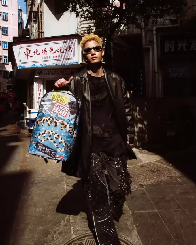 ZAINO HALLWAY HERO DLXR