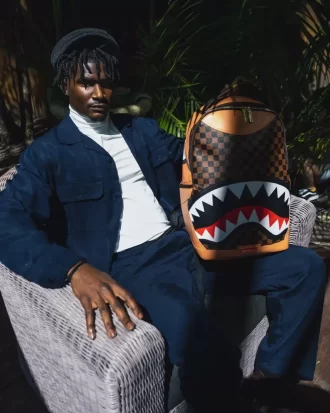 ZAINO HENNY AIR TO THE THRONE (DLXV)