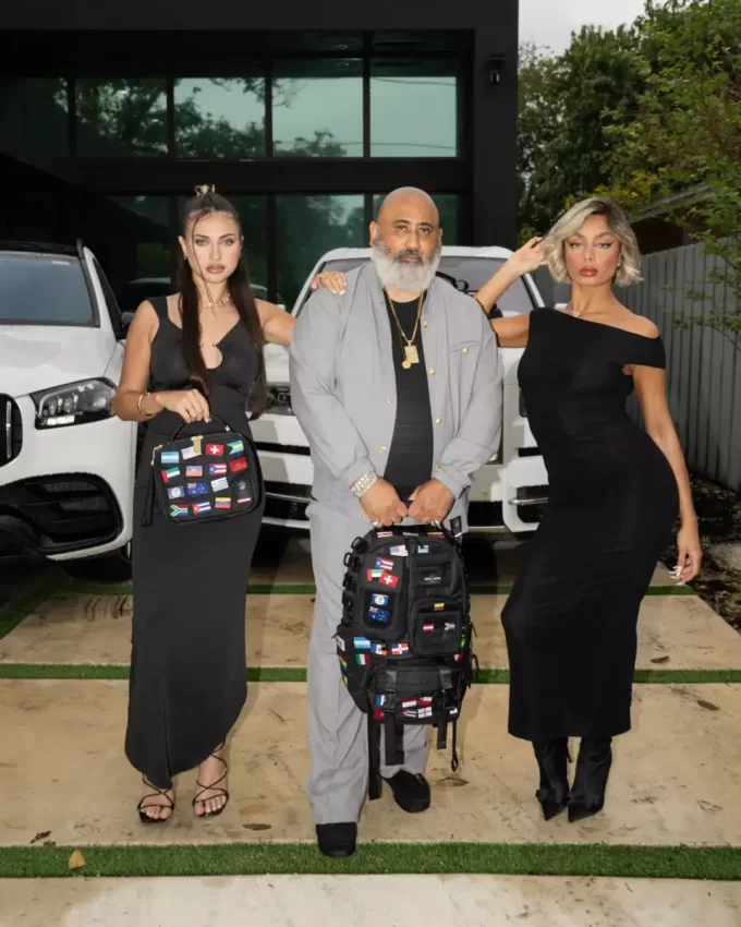 ZAINO JAMES FIRST CLASS GLOBAL FLAGS SNACKPACK ZAINO JAMES FIRST CLASS GLOBAL FLAGS SNACKPACK