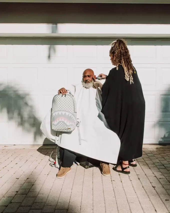 ZAINO KNIT SHARKS IN PARIS IN CREMA DLX