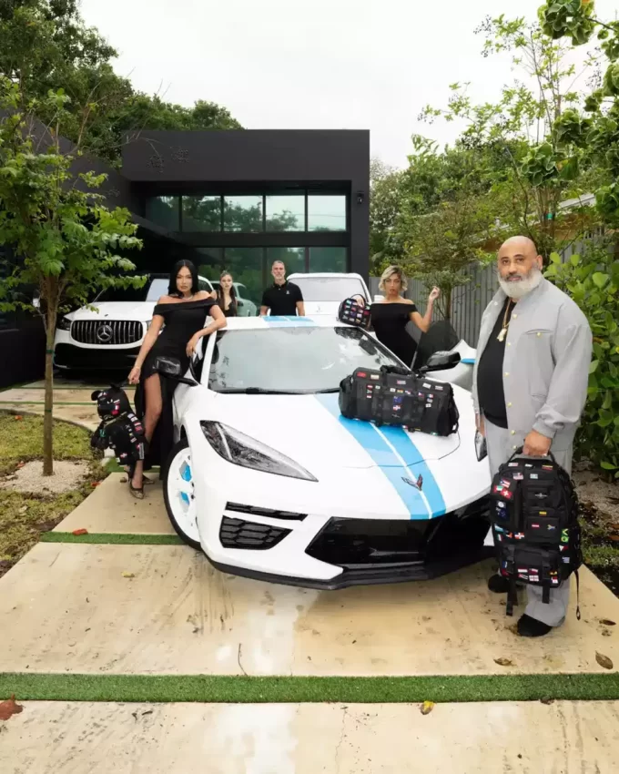 ZAINO MONEYBEAR JAMES FIRST CLASS GLOBAL FLAGS