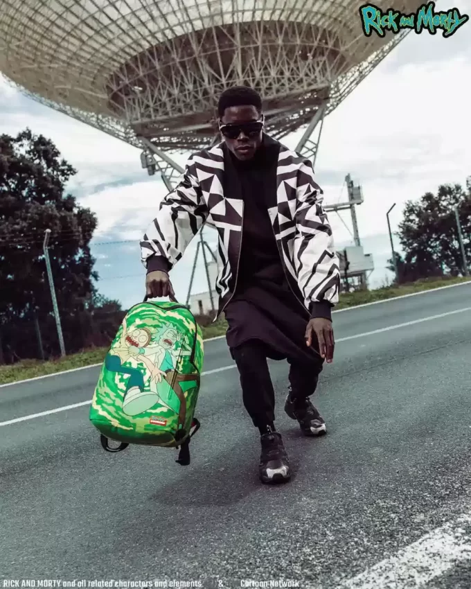 ZAINO PORTALE RICK & MORTY SHARK