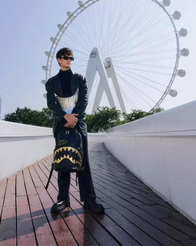 ZAINO SHARK CENTRAL GILDED BITE