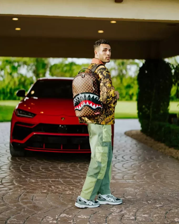 ZAINO SHARKS IN PARIS CON EFFETTI LENTICOLARI