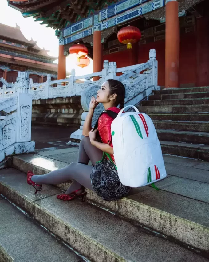 ZAINO SHARKS IN PARIS GT ITALIA