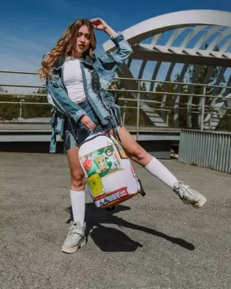 ZAINO SPONGEBOB ART CRITIC