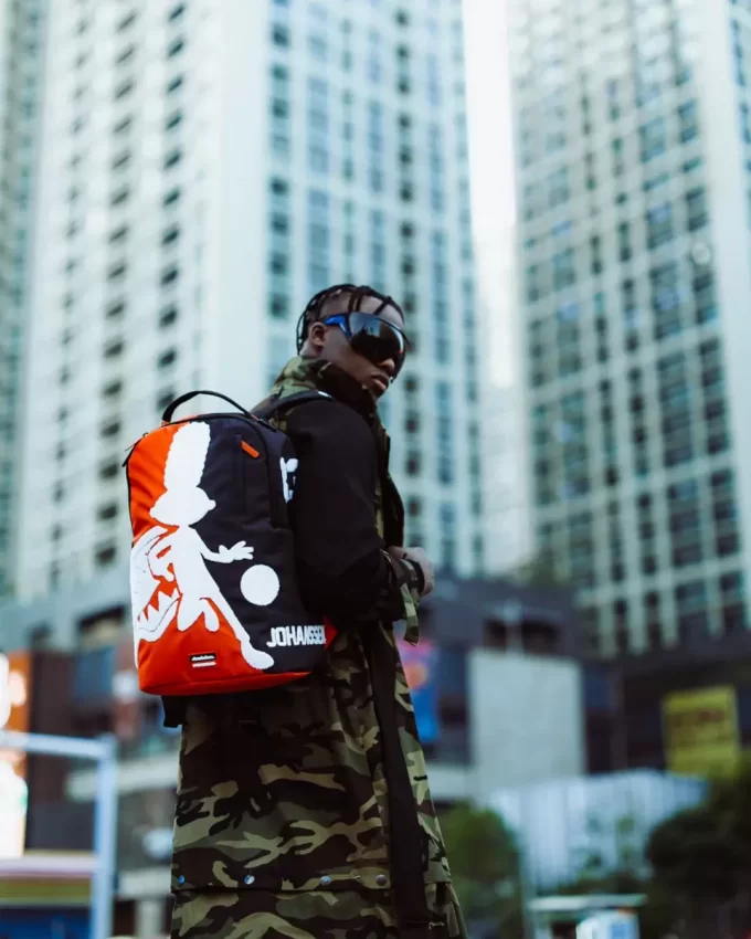 ZAINO SPORT JOHANSSEN – COLLAB. HEY ARNOLD ZAINO SPORT JOHANSSEN – COLLAB. HEY ARNOLD