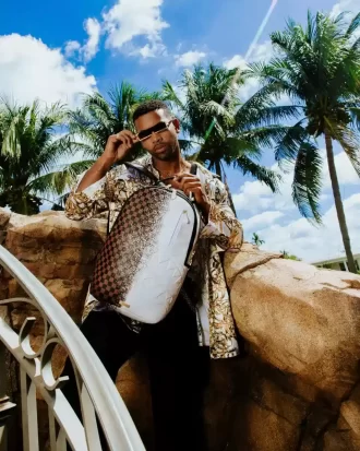 ZAINO SPRAYSHARKS WORLDWIDE