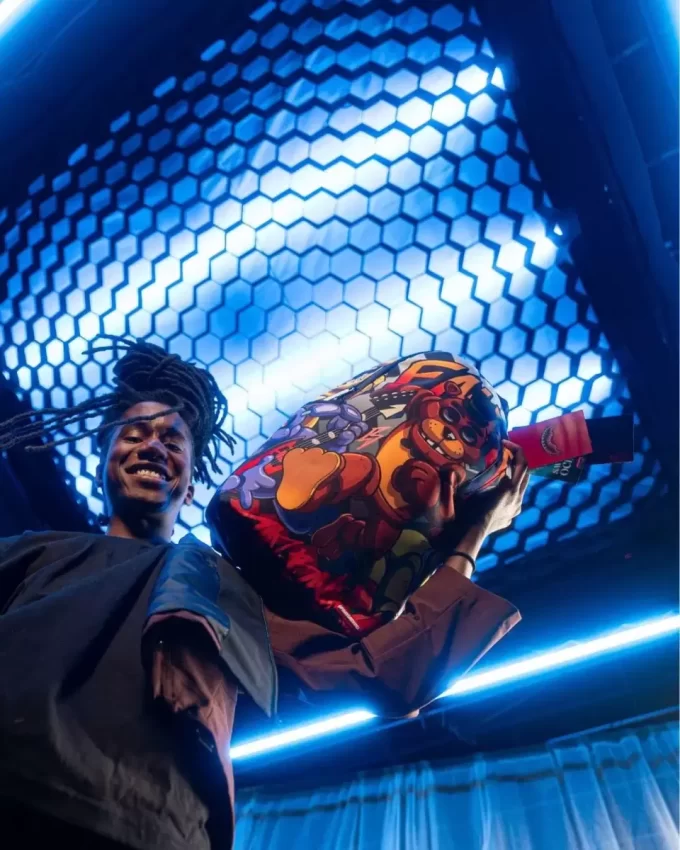 ZAINO UFFICIALE DLXSR DI FIVE NIGHTS AT FREDDY’S ZAINO UFFICIALE DLXSR DI FIVE NIGHTS AT FREDDY’S